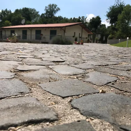 Oasi Vetoio Frühstückspension LʼAquila