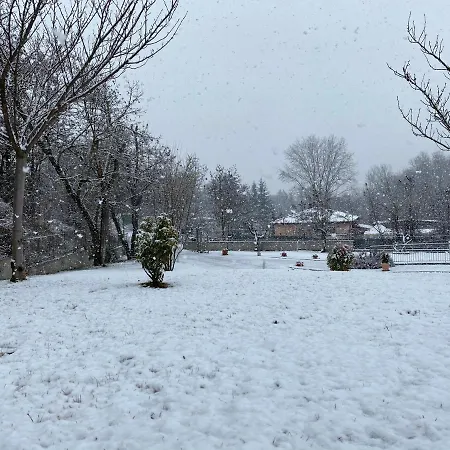 Oda ve Kahvaltı Oasi Vetoio 3*