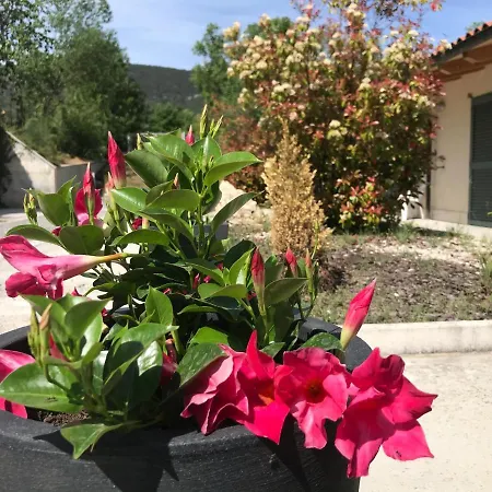 Oasi Vetoio Bed & Breakfast 3*